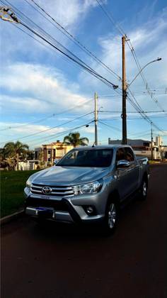 TOYOTA HILUX 2.7 SRV 4X2 CD 16V FLEX 4P AUTOMÁTICO